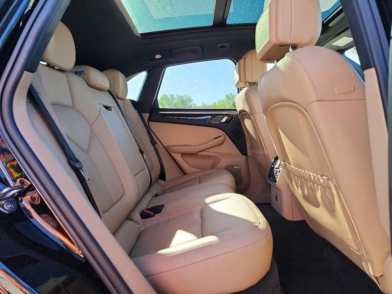 2023 PORSCHE MACAN BASE 11