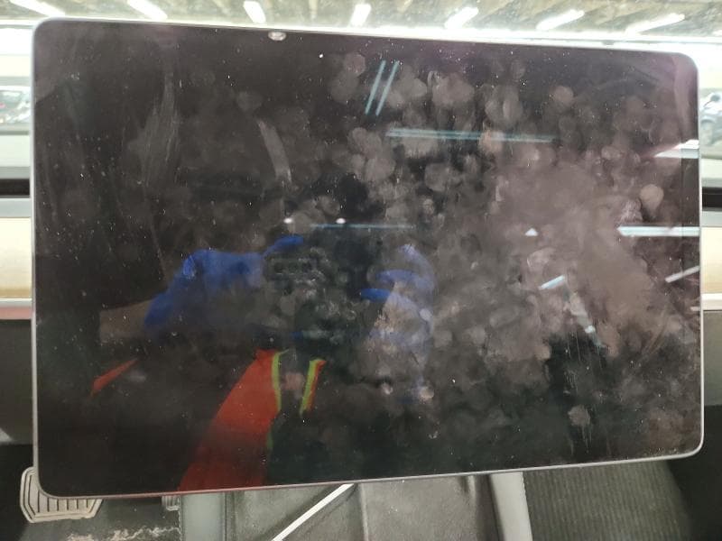 2022 TESLA MODEL 3 9