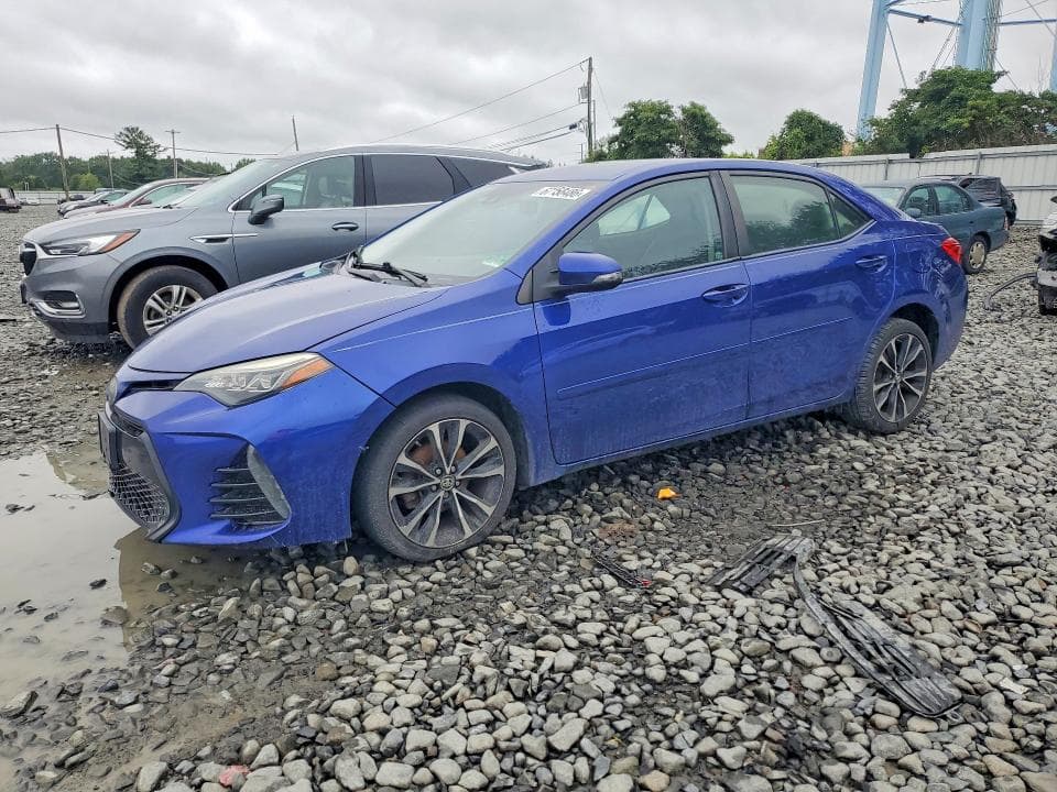 2018 TOYOTA COROLLA SE