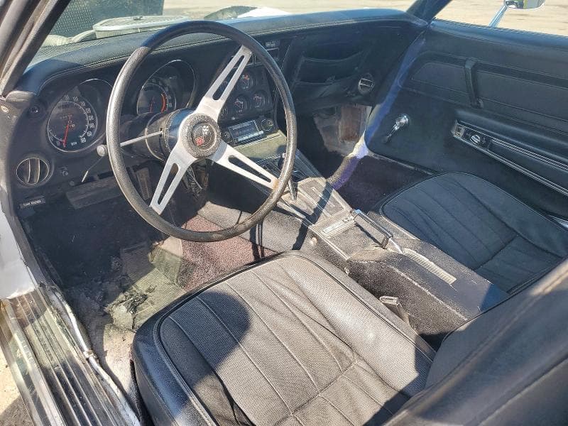 1974 CHEVROLET UK 8