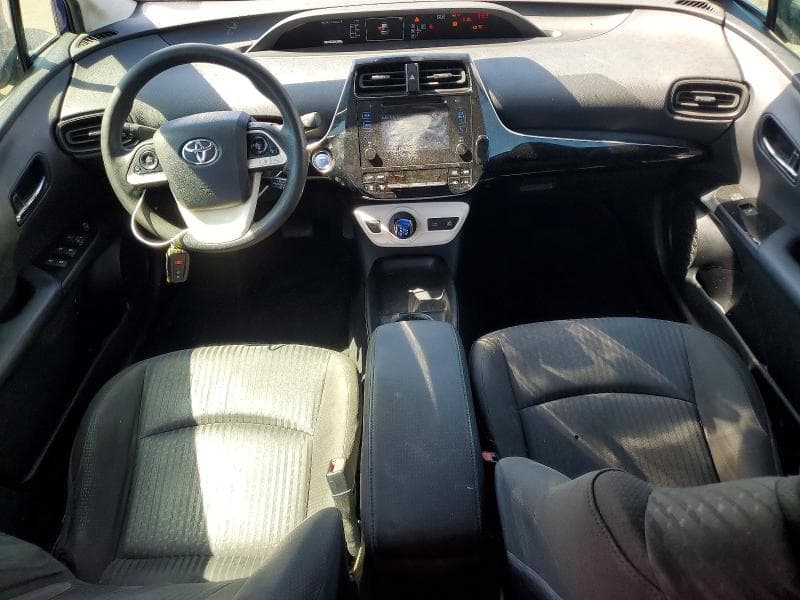 2017 TOYOTA PRIUS TWO 8