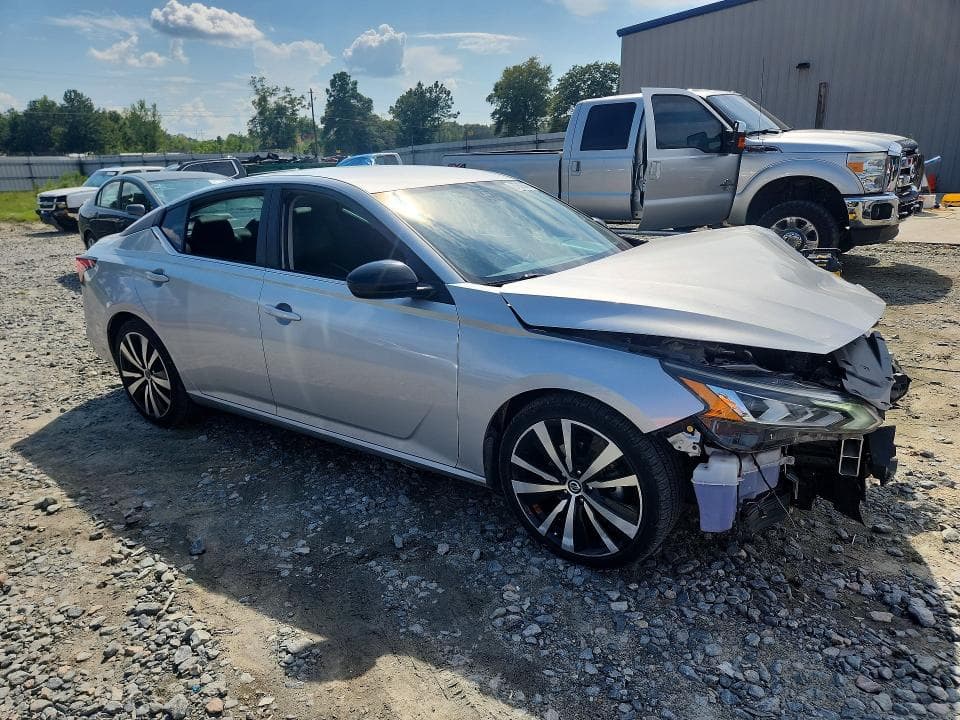 2019 NISSAN ALTIMA SR 4