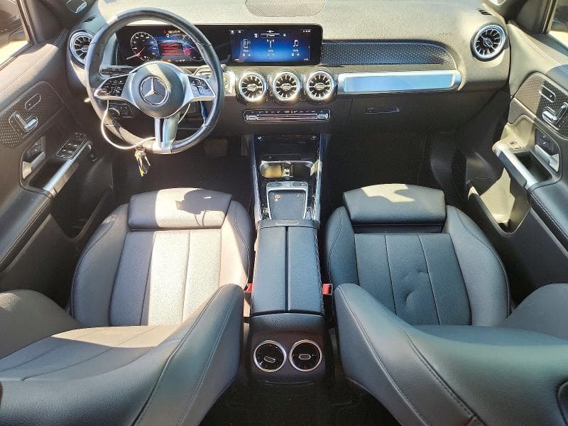 2024 MERCEDES-BENZ GLB 250 4MATIC 8