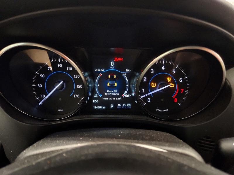 2017 JAGUAR F-PACE PREMIUM 9