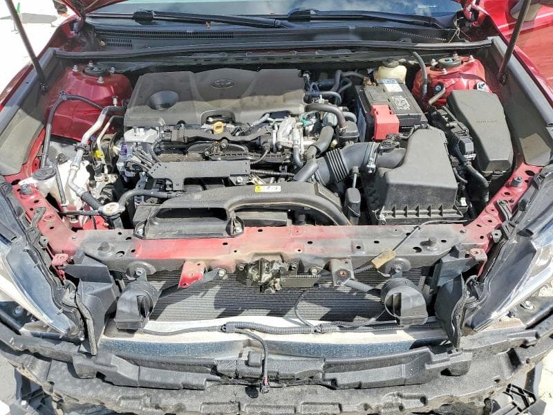 2018 TOYOTA CAMRY LE 11