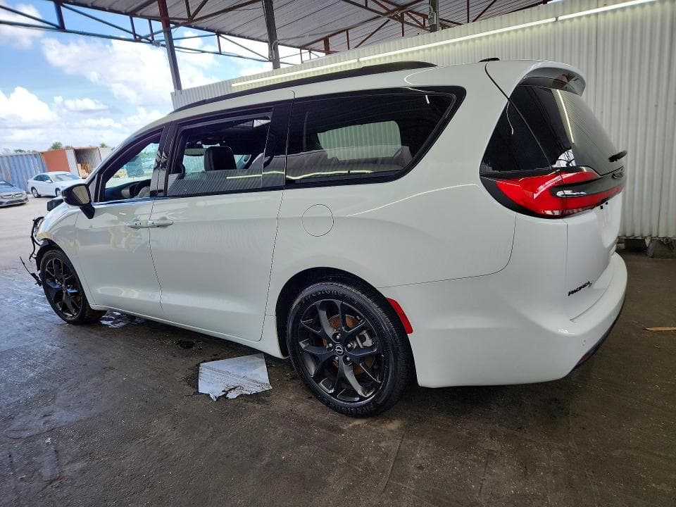 2025 CHRYSLER PACIFICA LIMITED 2