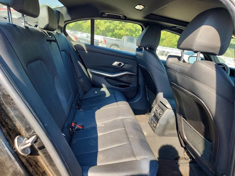 2019 BMW 330I 10