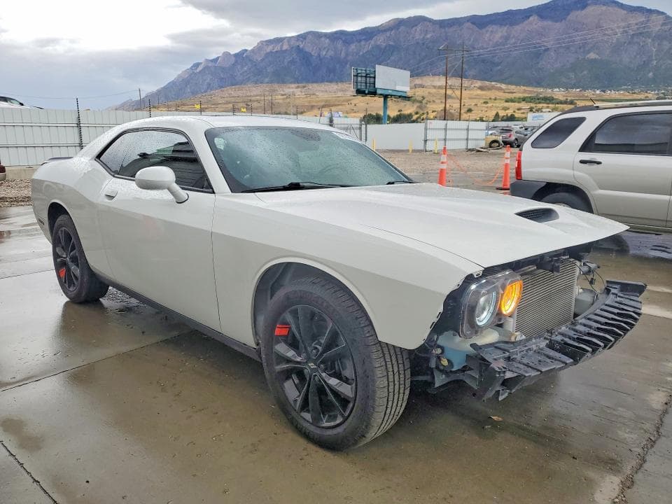 2020 DODGE CHALLENGER GT 4