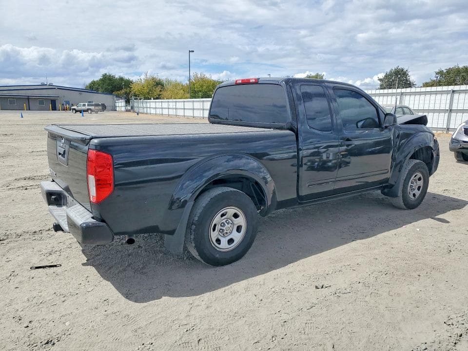 2017 NISSAN FRONTIER S 3