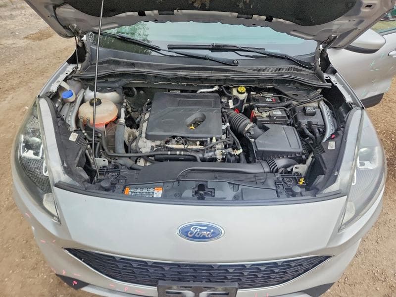 2020 FORD ESCAPE SE 12