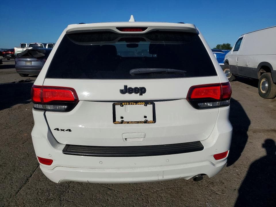 2020 JEEP CHEROKEE 6