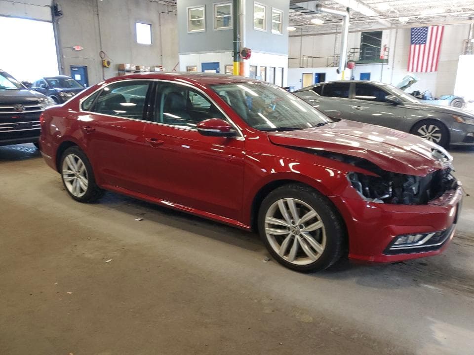 2018 VOLKSWAGEN PASSAT SE 4