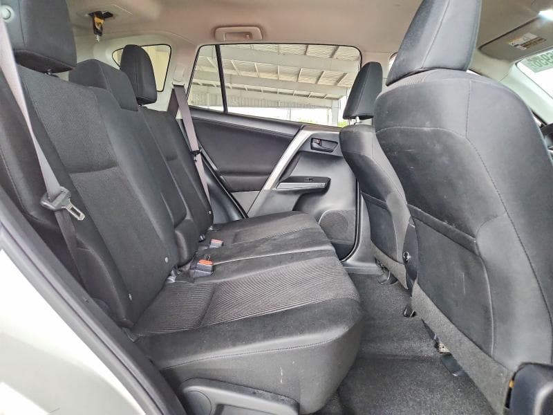 2017 TOYOTA RAV4 LE 11