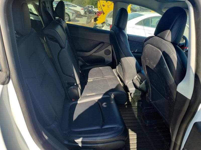 2021 TESLA MODEL Y 10