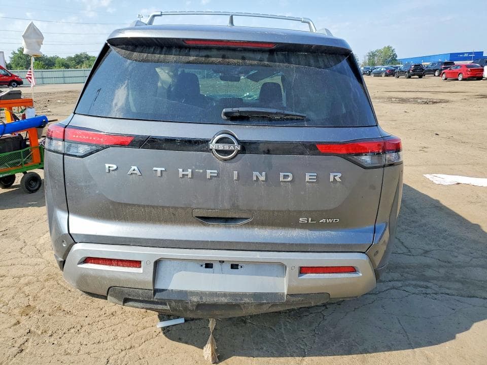 2024 NISSAN PATHFINDER SL 6