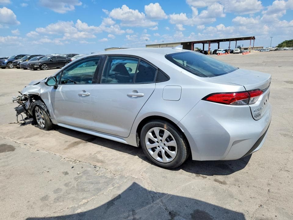 2022 TOYOTA COROLLA LE 2