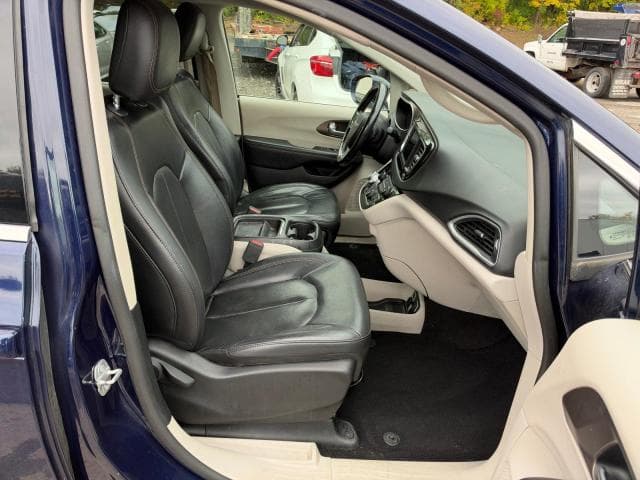 2019 CHRYSLER PACIFICA TOURING L 5