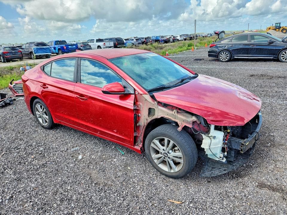 2018 HYUNDAI ELANTRA SEL 4
