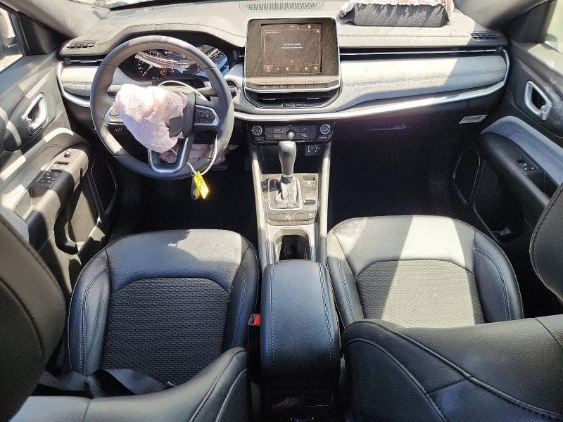 2025 JEEP COMPASS LATITUDE 8