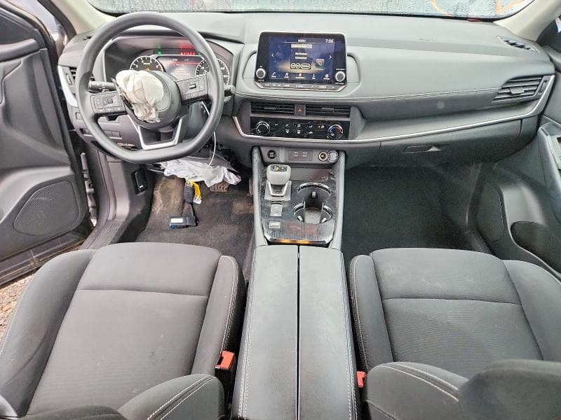 2024 NISSAN ROGUE S 8