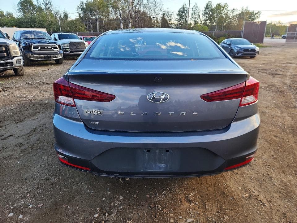 2020 HYUNDAI ELANTRA SE 6
