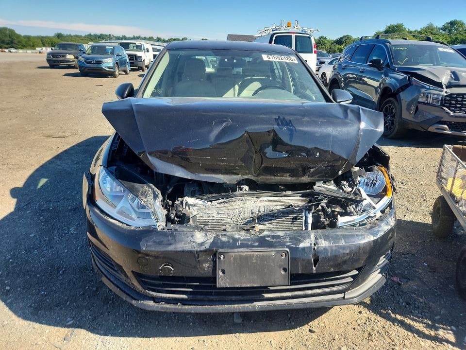2017 VOLKSWAGEN GOLF S 5