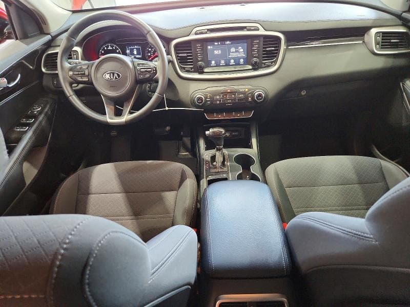 2018 KIA SORENTO LX 8
