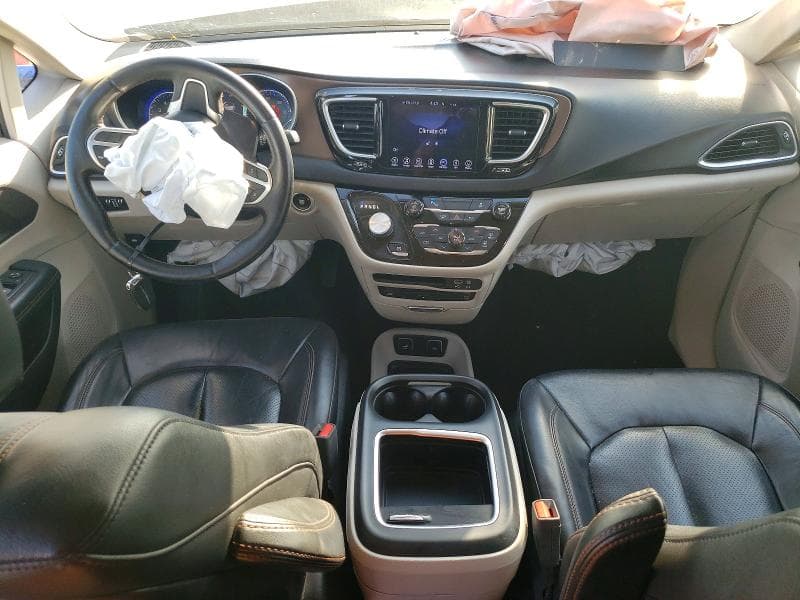 2017 CHRYSLER PACIFICA TOURING L PLUS 8