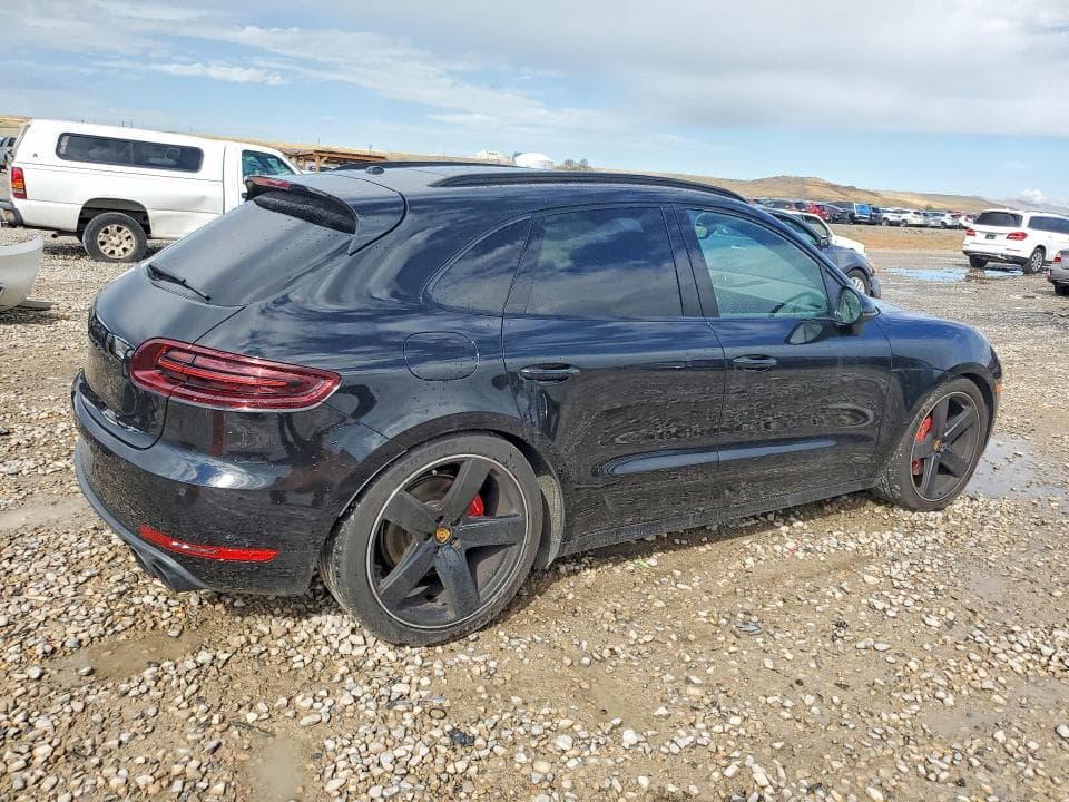2017 PORSCHE MACAN GTS 3