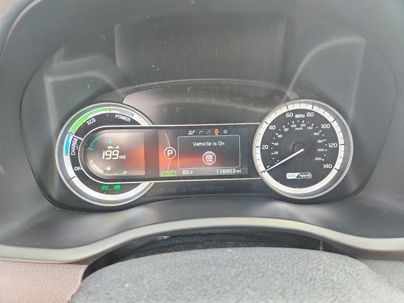 2017 KIA NIRO EX 9