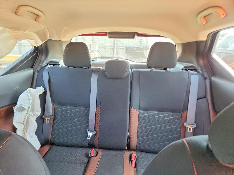 2022 NISSAN KICKS SR 10