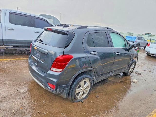 2018 CHEVROLET TRAX 1LT 3