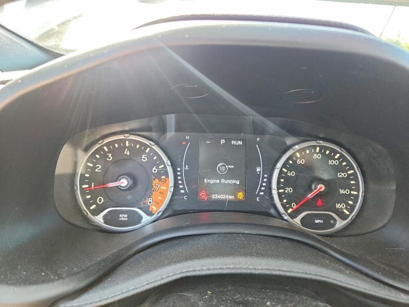 2018 JEEP RENEGADE LATITUDE 9