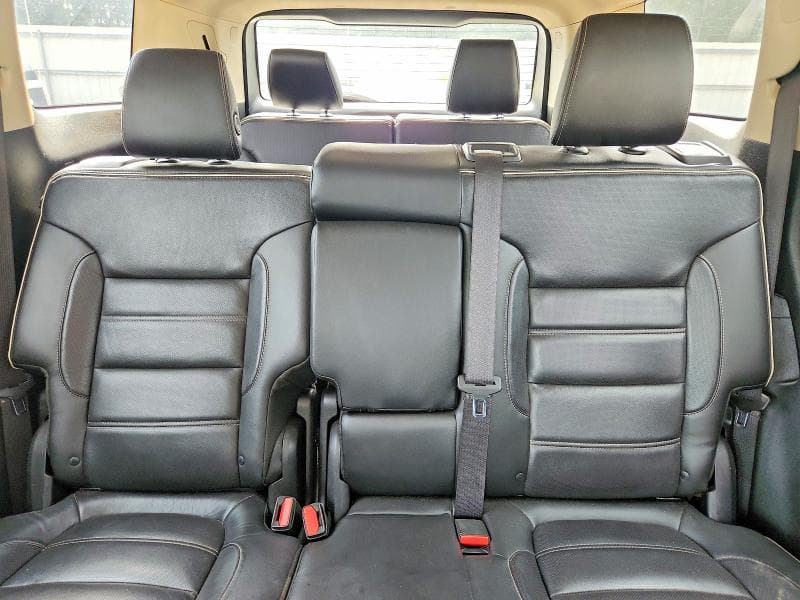 2017 GMC ACADIA DENALI 10