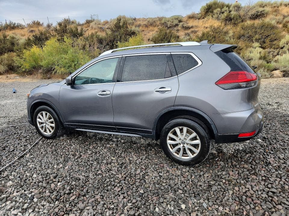 2020 NISSAN ROGUE SV 2