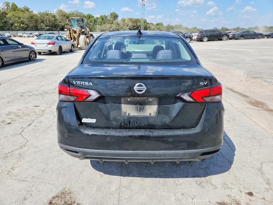 2021 NISSAN VERSA SV 6
