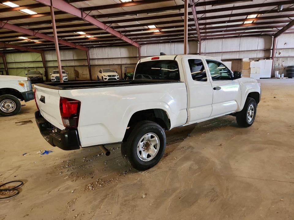 2022 TOYOTA TACOMA SR 3