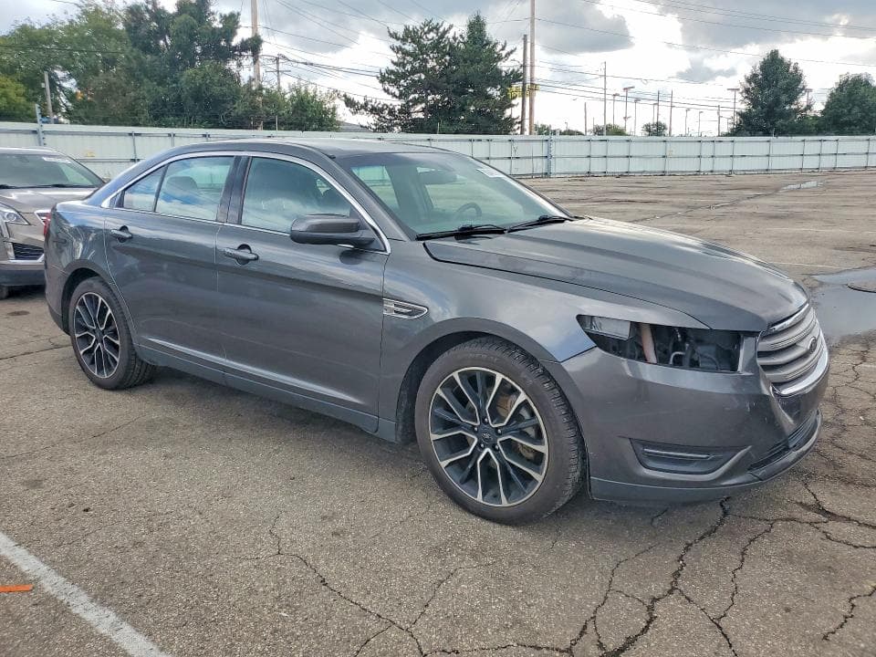 2018 FORD TAURUS SEL 4