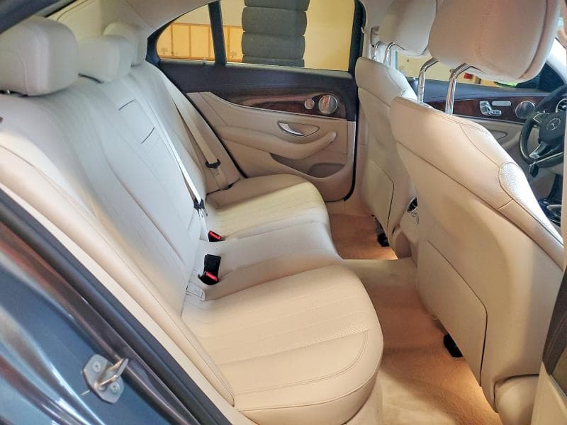 2017 MERCEDES-BENZ E 300 4MATIC 10