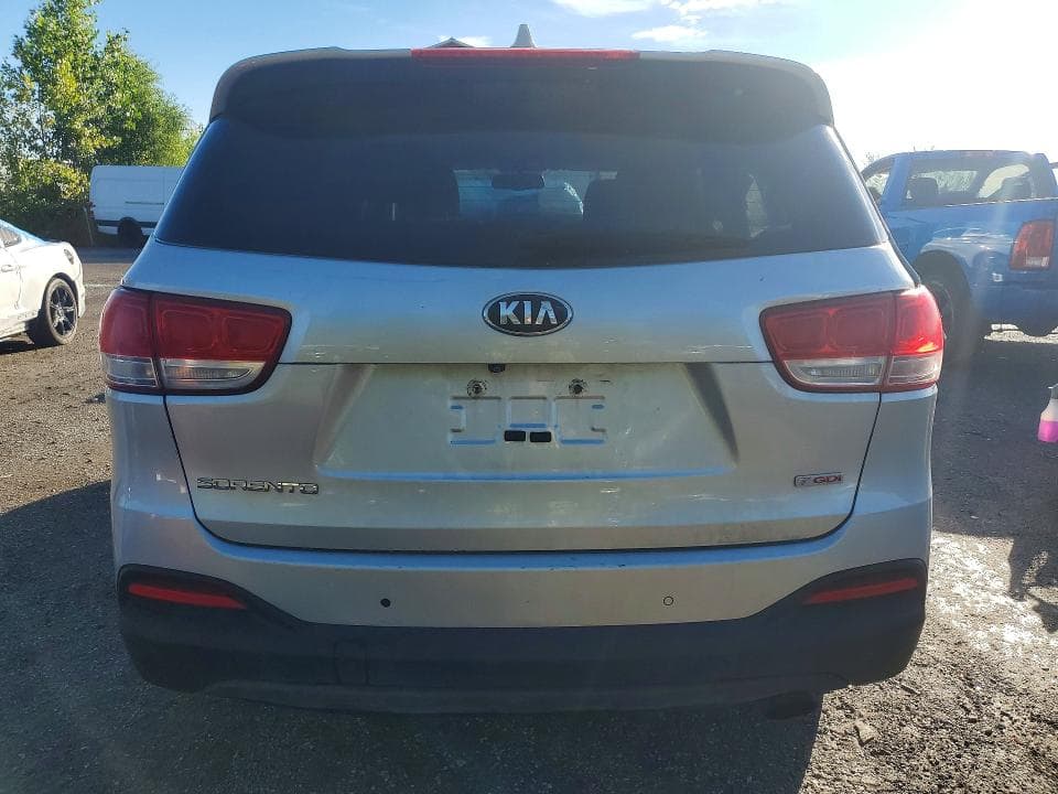 2017 KIA SORENTO LX 6