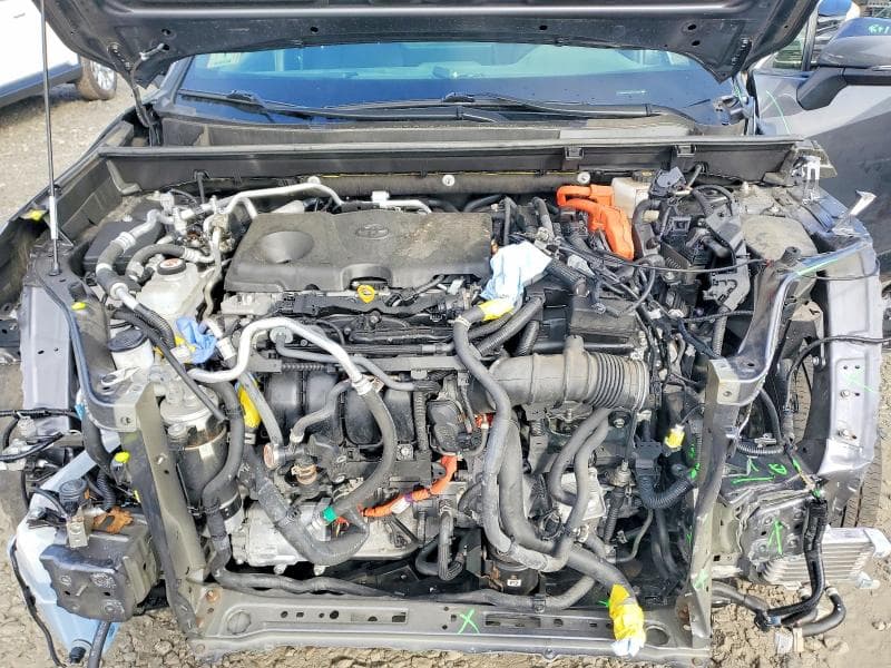 2024 TOYOTA RAV4 PRIME SE 12