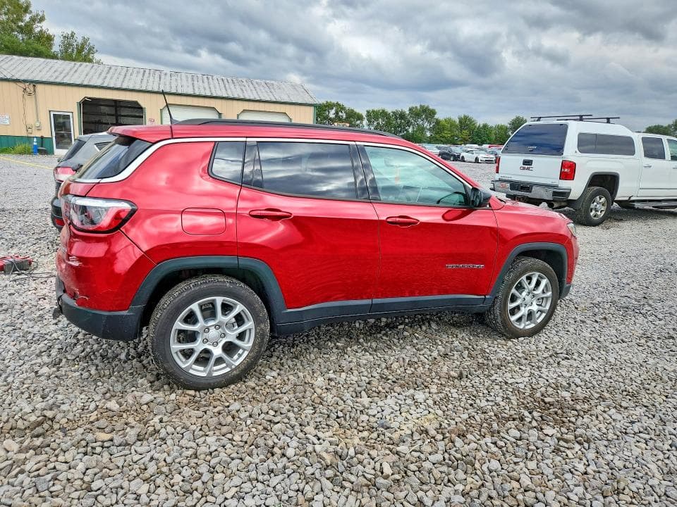 2024 JEEP COMPASS LATITUDE LUX 3