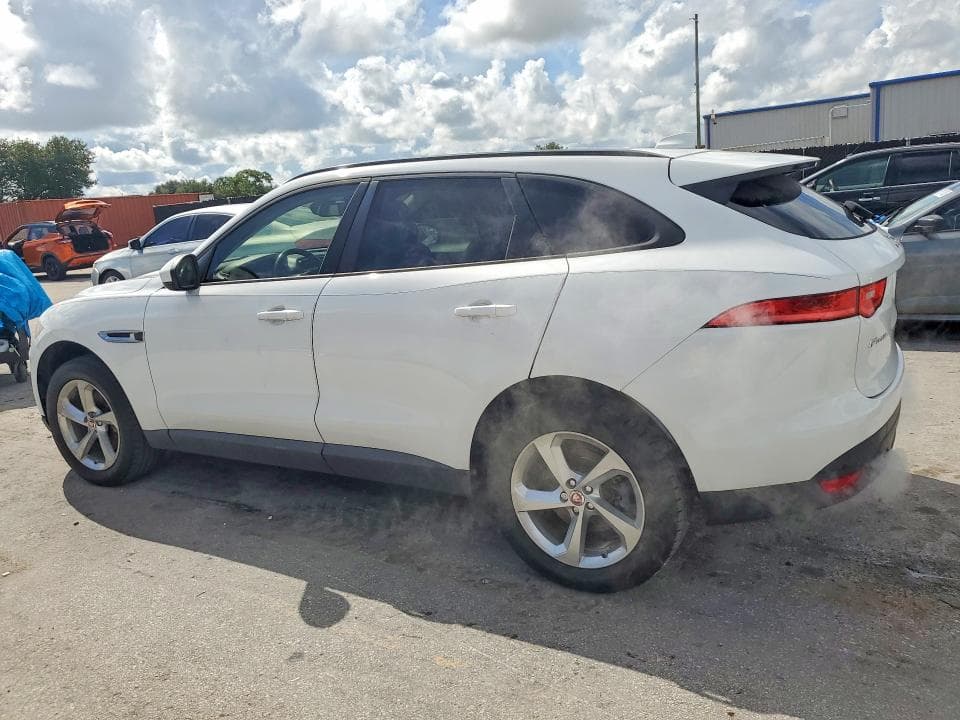 2017 JAGUAR F-PACE PREMIUM 2