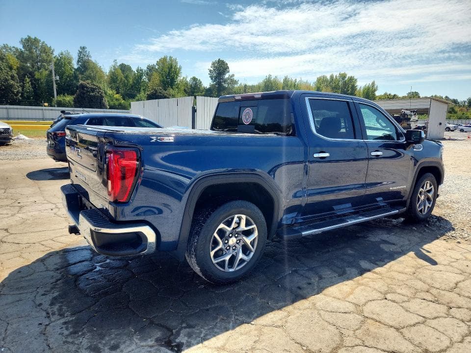 2022 GMC SIERRA K1500 SLT 3