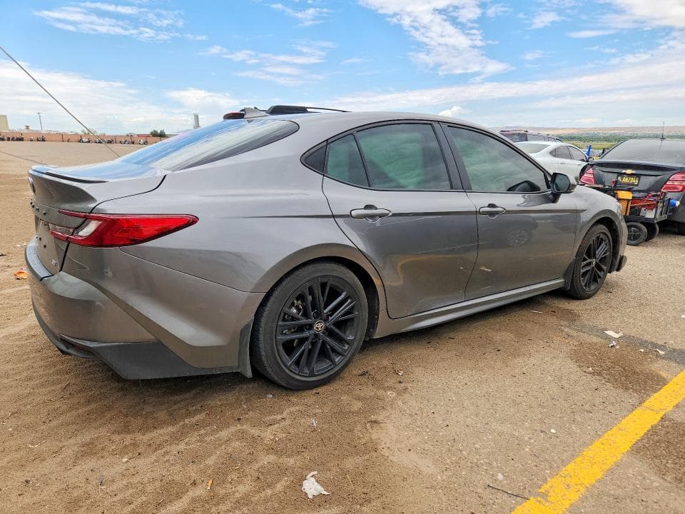 2026 TOYOTA CAMRY SE 3