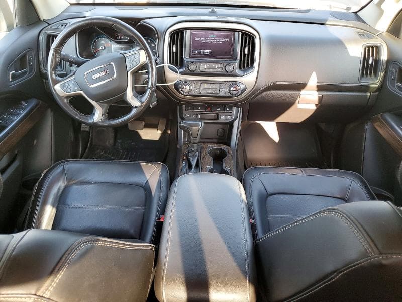 2017 GMC CANYON DENALI 8