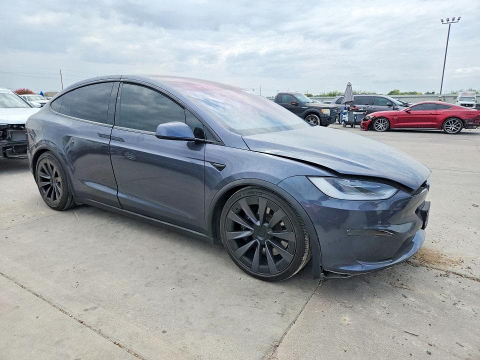 2023 TESLA MODEL X 4