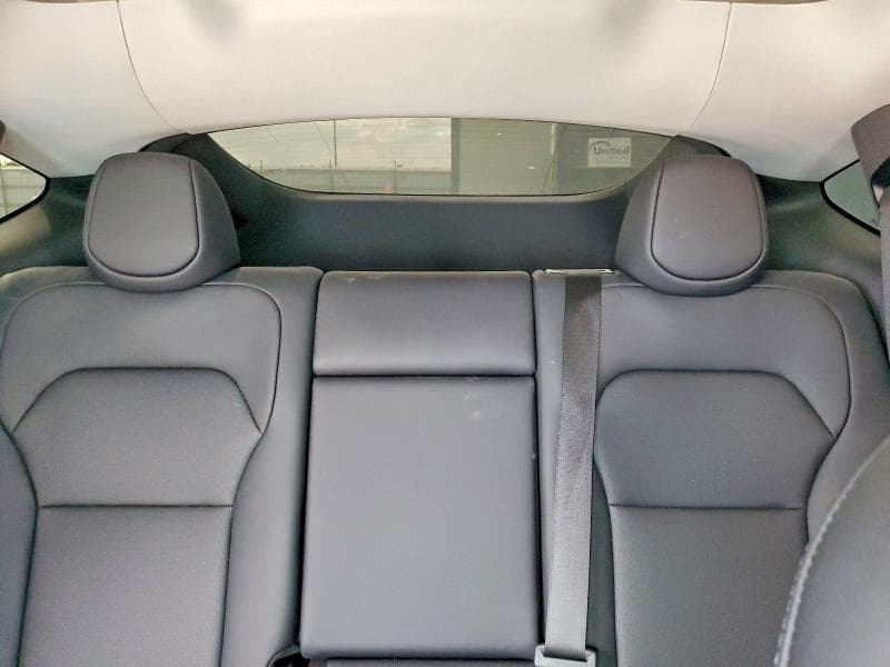 2026 TESLA MODEL Y 10