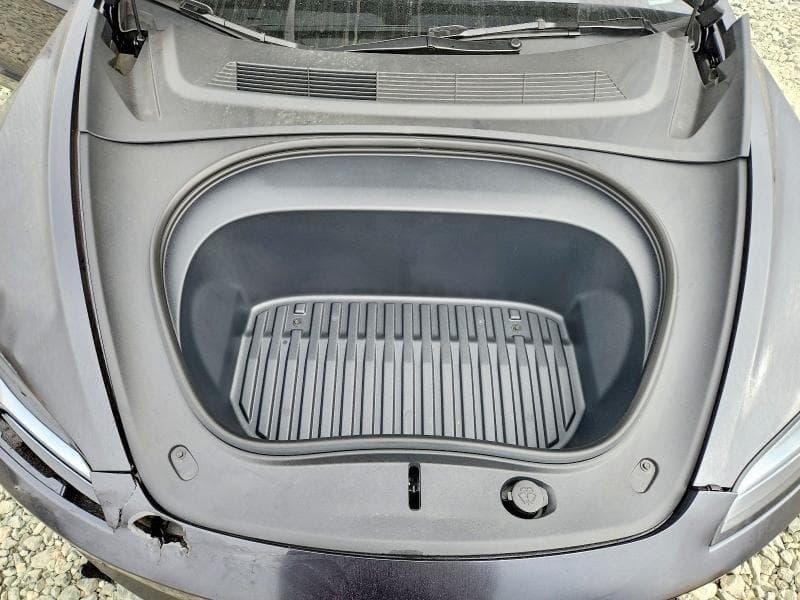 2025 TESLA MODEL 3 11