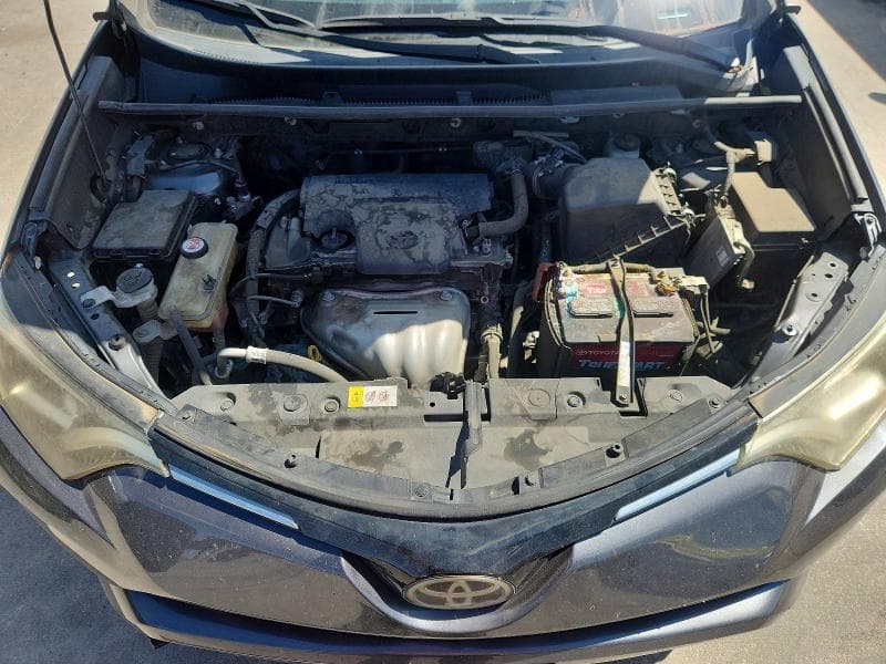 2017 TOYOTA RAV4 LE 11